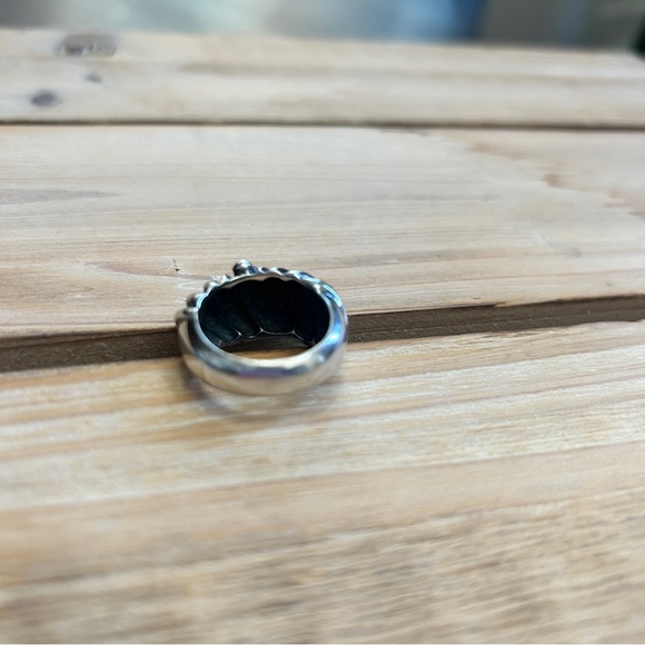 Silpada sterling silver statement ring. Size 8. - Picture 5 of 6